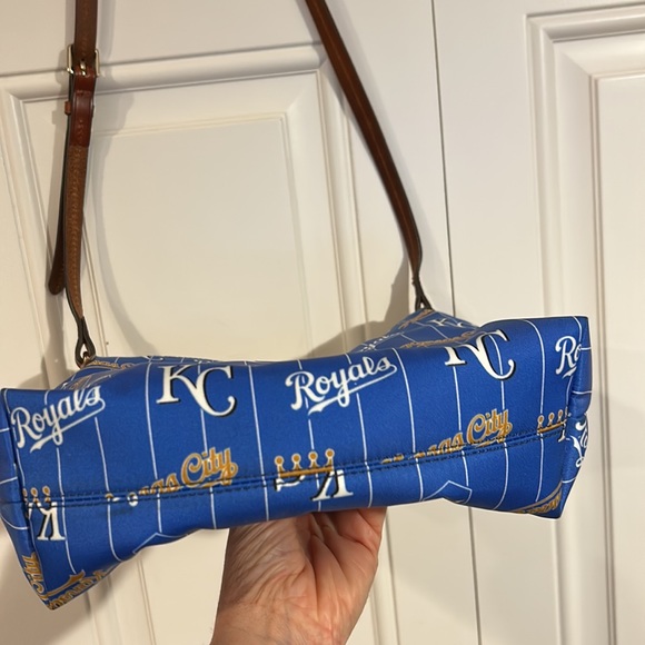 Kansas City Royals, Dooney, and Bourke Crossbody purse. Very lightly used. - Picture 3 of 6